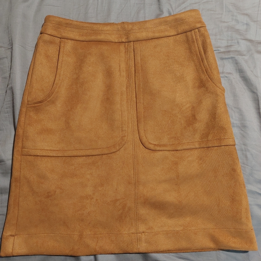Suede Petit Skirt